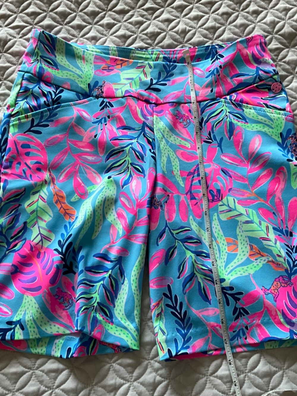 Lilly Pulitzer golf shorts - Picture 2 of 4